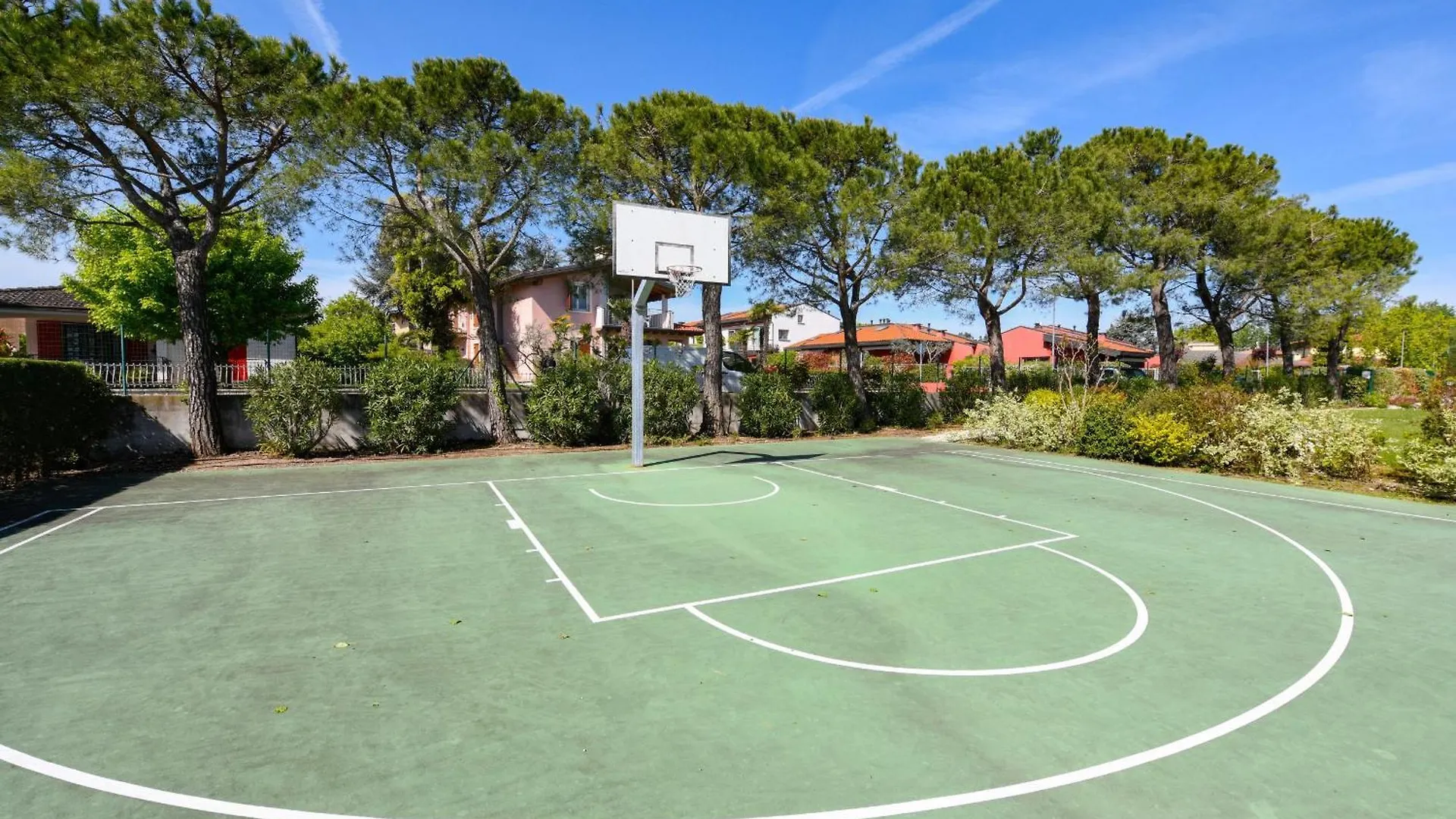 Acquarius Resort Sirmione - Mgh アパート