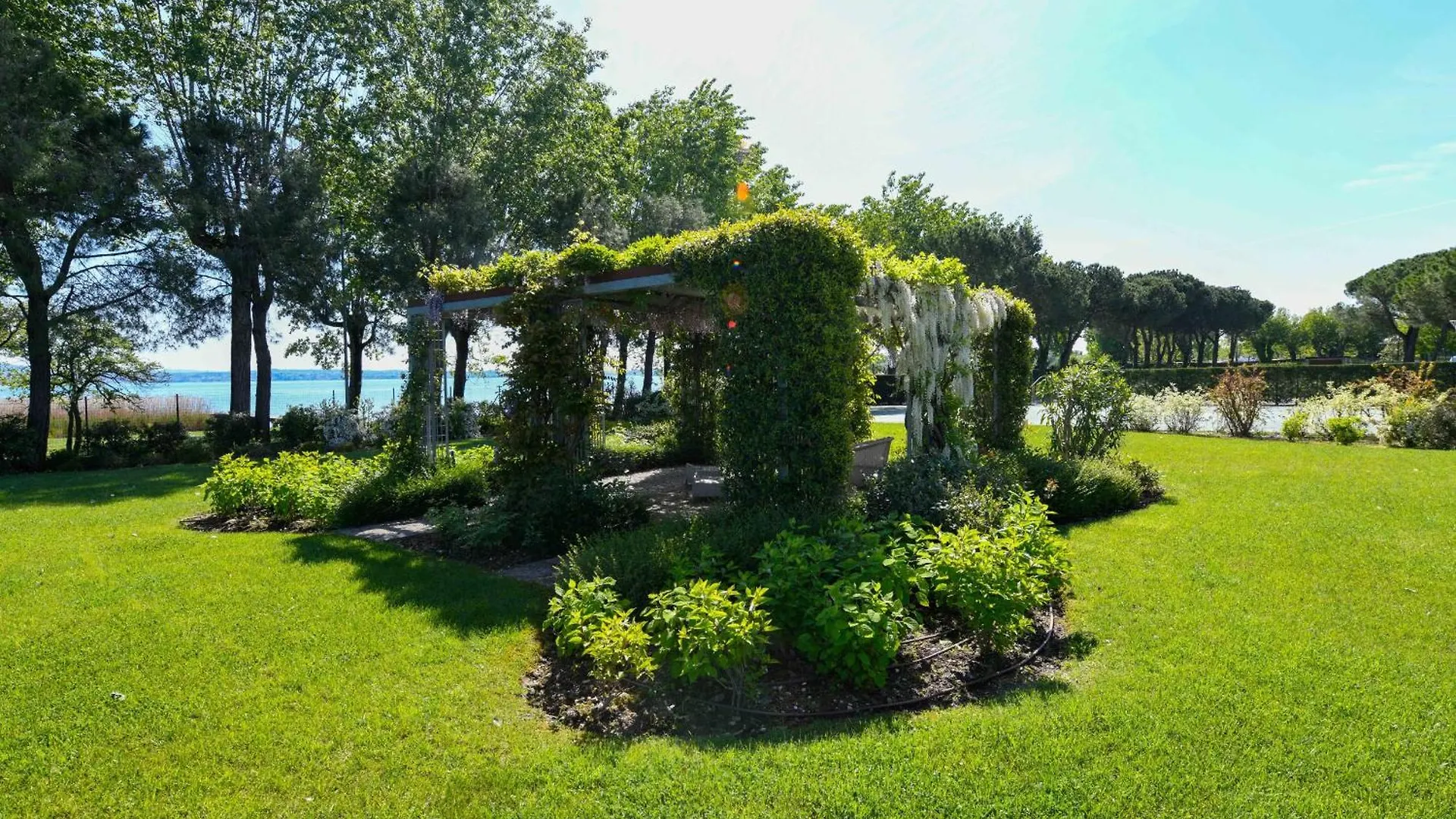 Apartment Acquarius Resort Sirmione - Mgh Italien